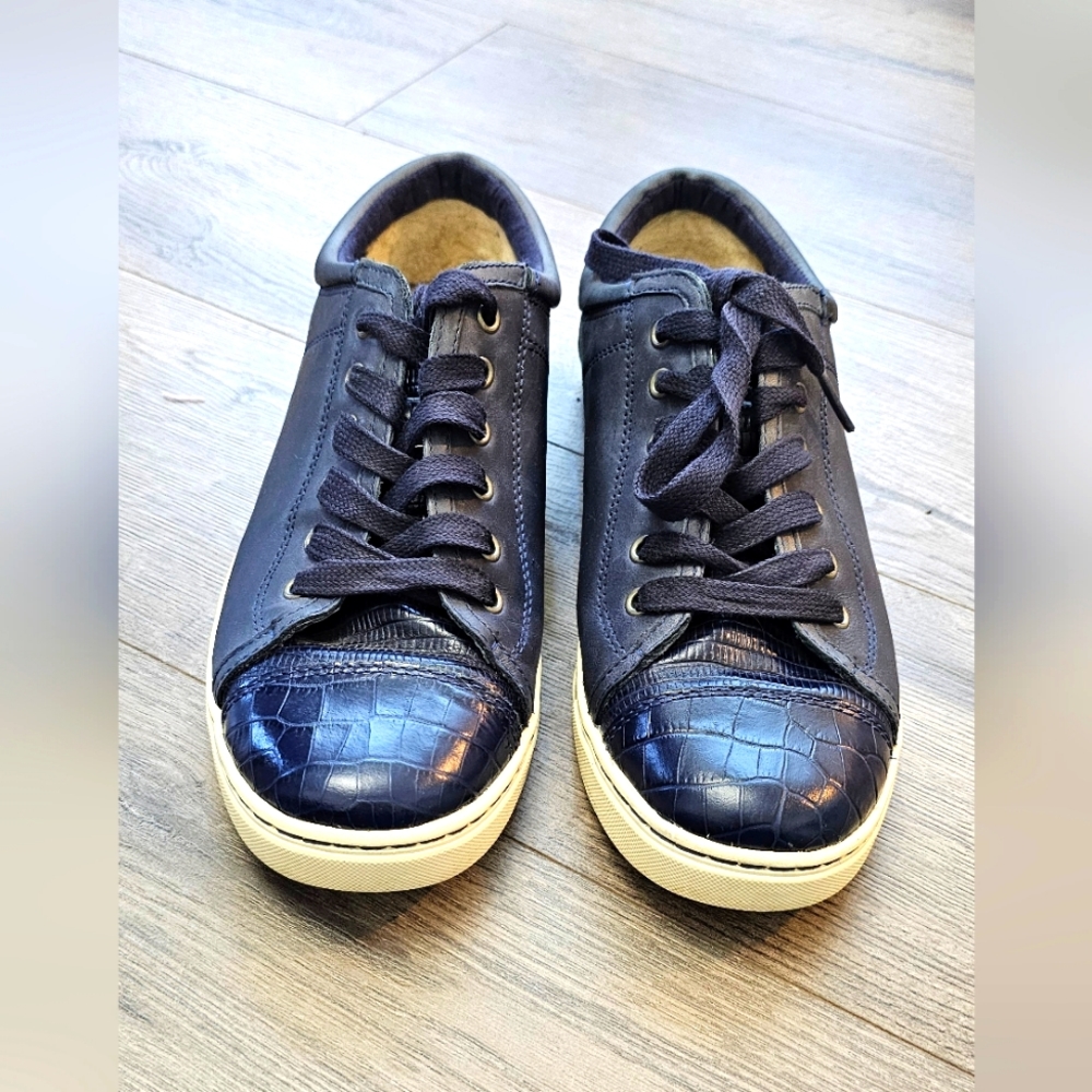 UGG sneakers